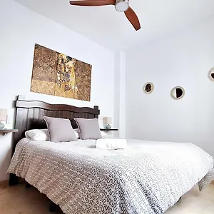Cómodo Y Acogedor En El Centro Con Wifi Apartamento